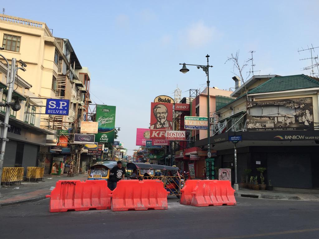 Ricos Honey Place Guesthouse Bangkok Eksteriør bilde