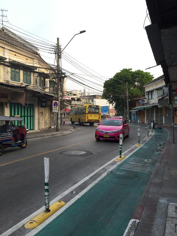 Ricos Honey Place Guesthouse Bangkok Eksteriør bilde