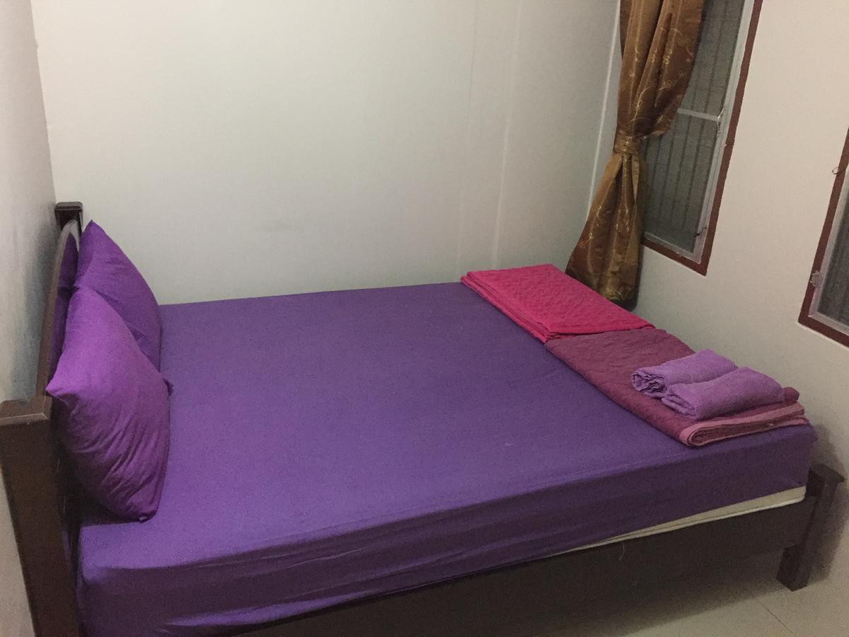 Ricos Honey Place Guesthouse Bangkok Eksteriør bilde